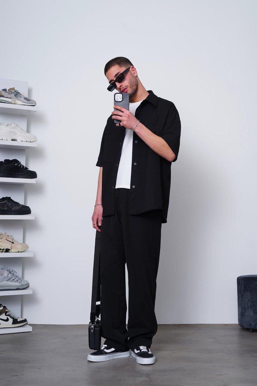 SİYAH Beyaz Ön Cep Detay Basic ZA Oversize Gömlek