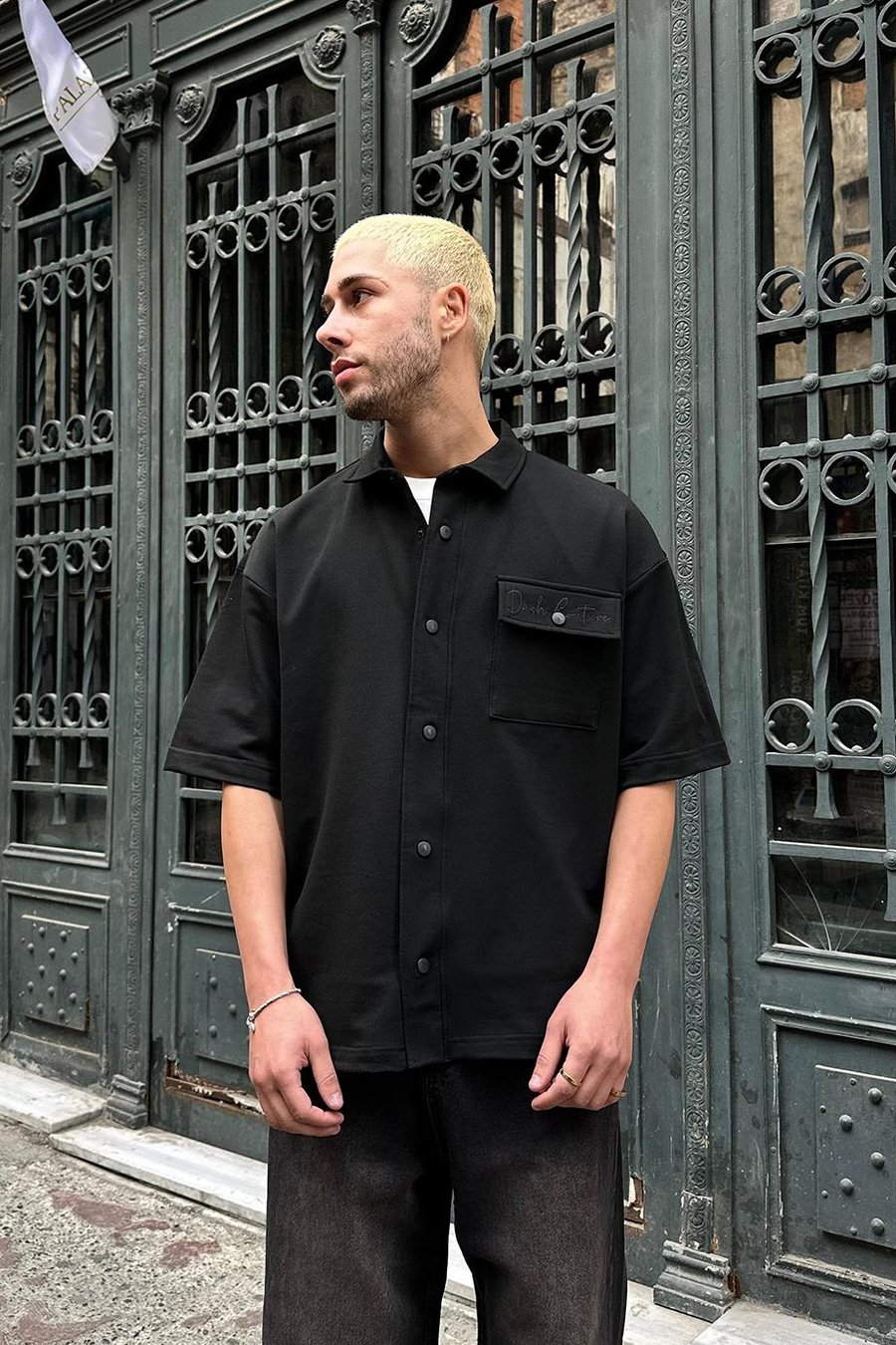 SİYAH Dash Couture Nakış Detay Ön Cepli Oversize Gömlek
