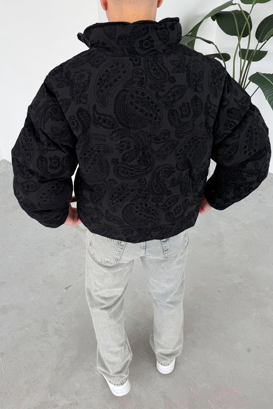 Siyah Etnik Kabartma Detay Oversize Puffer Mont