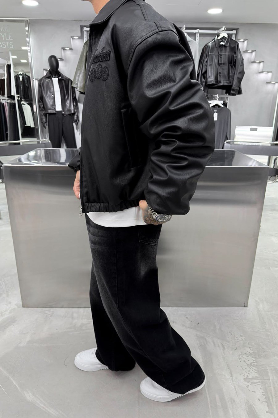 Siyah Illusıon Nakışlı Oversize Deri Mont