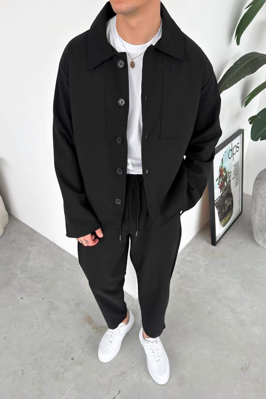 Siyah Patch Detaylı Relaxed Fit Boxy Ceket