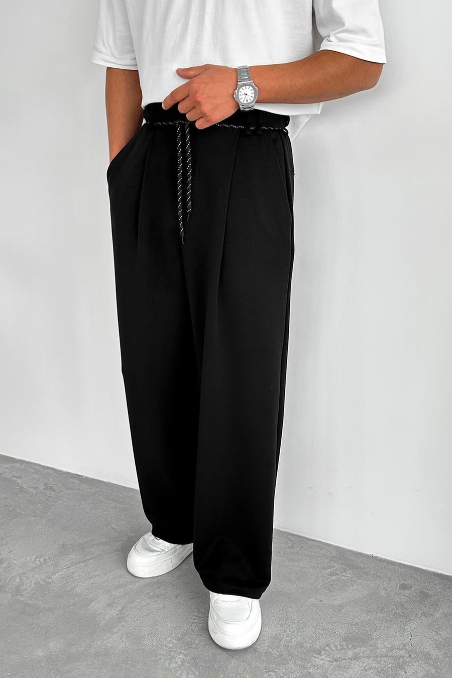 Siyah Pile Detay Tensel Kumaş Baggy Pantolon