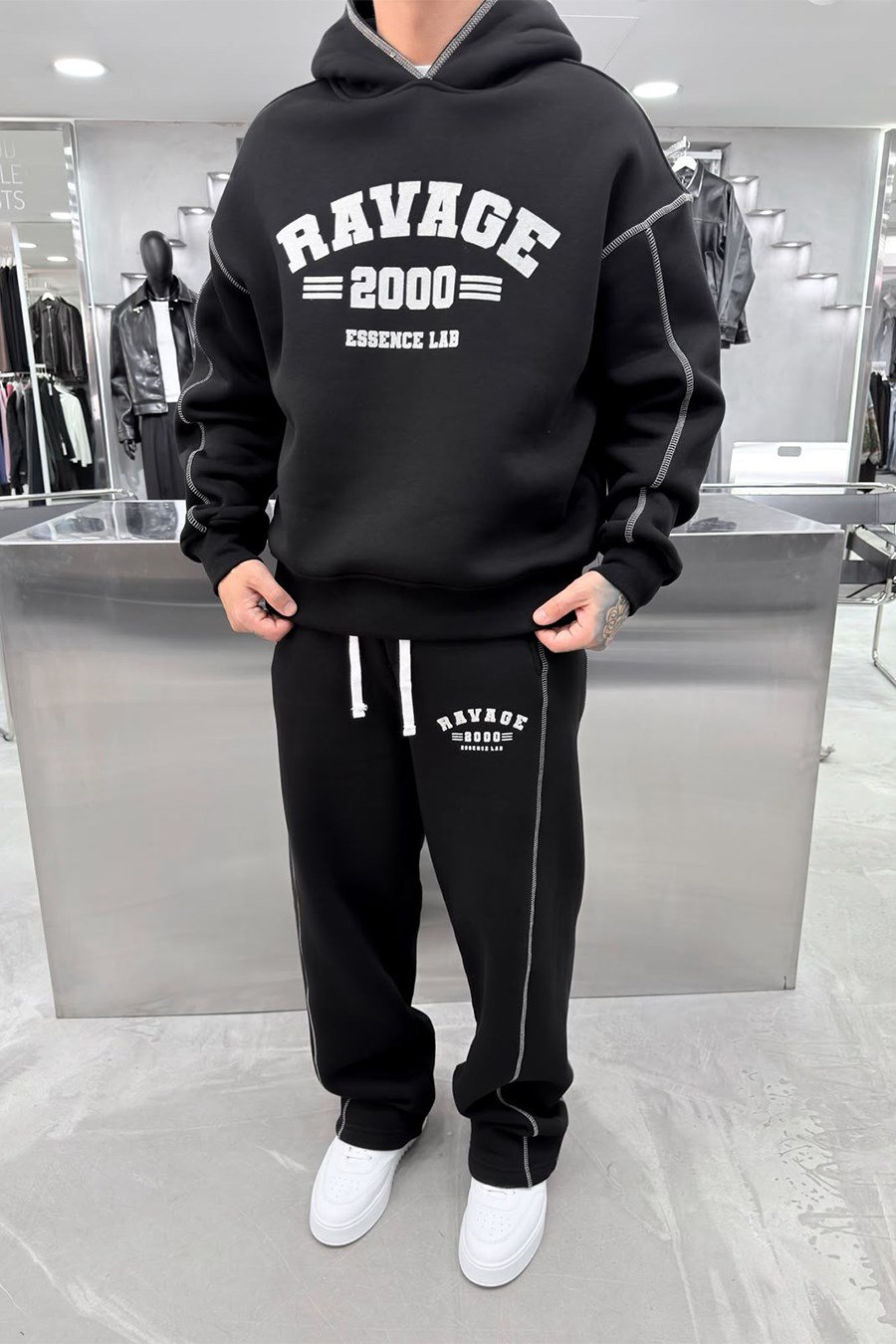 Siyah Ravage Nakışlı Oversize Eşofman Takımı