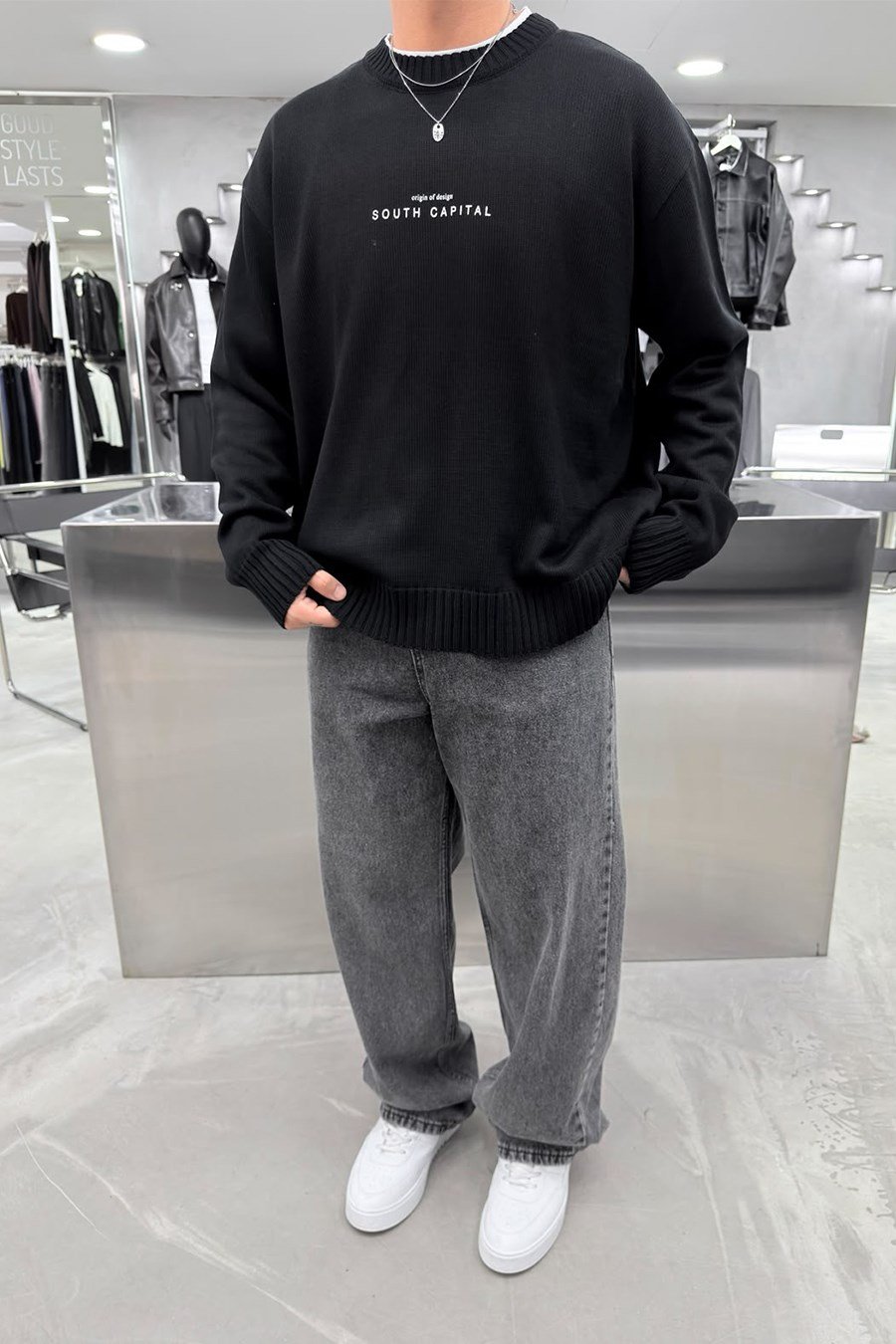 Siyah South Baskılı Oversize Kazak