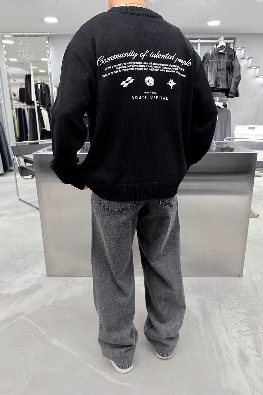 Siyah South Baskılı Oversize Kazak