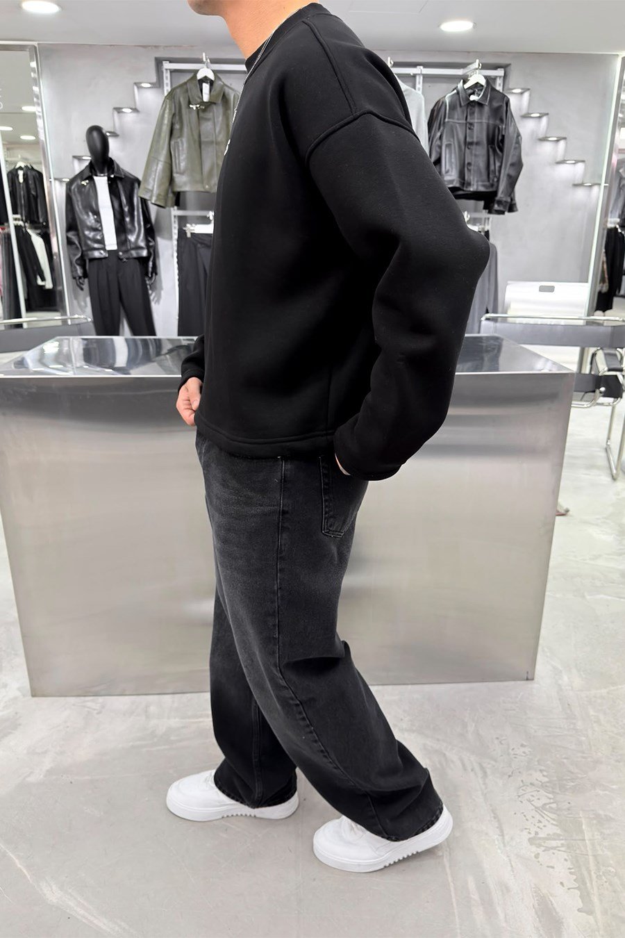 Siyah Studios Baskılı Boxy Fit Sweatshirt