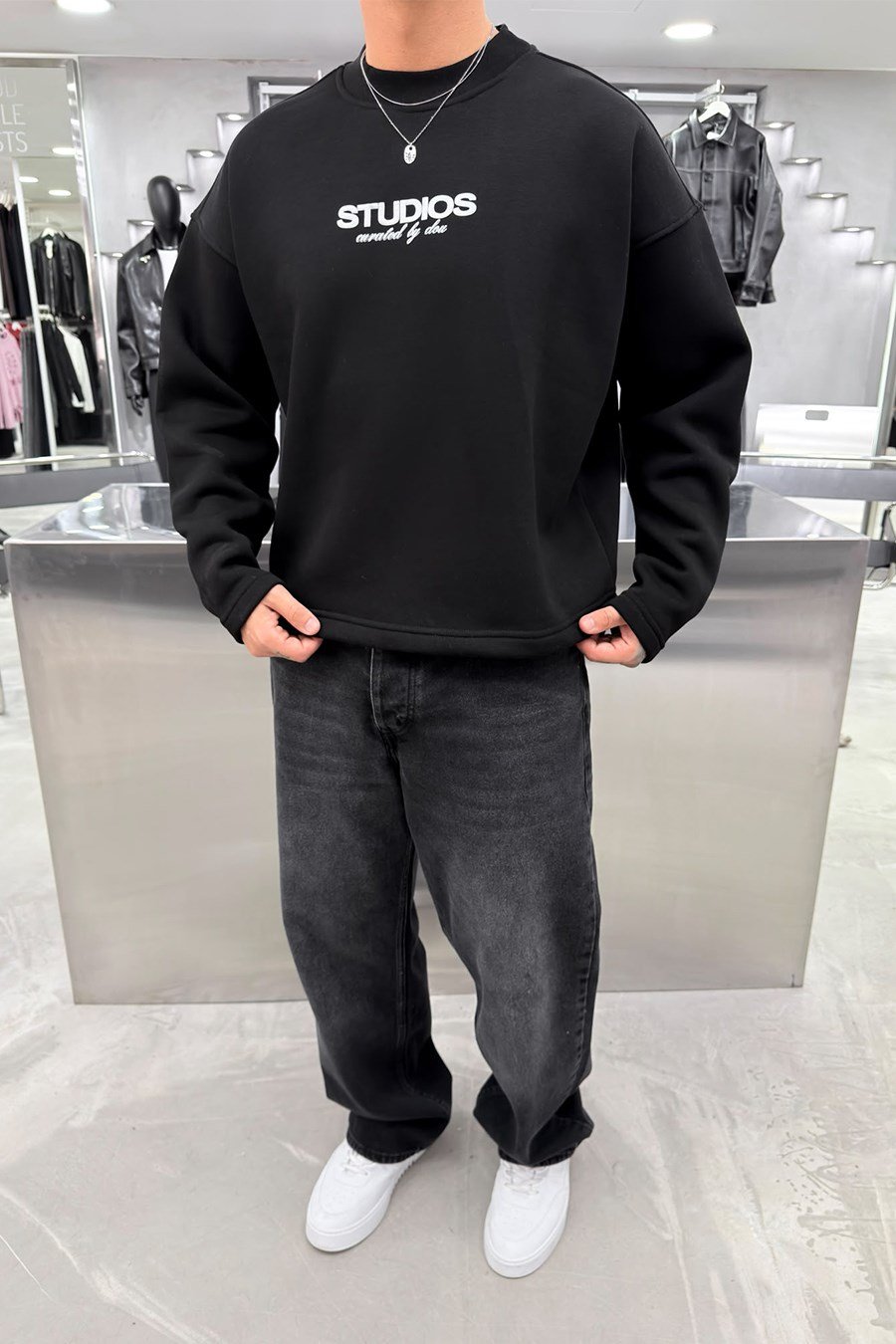 Siyah Studios Baskılı Boxy Fit Sweatshirt