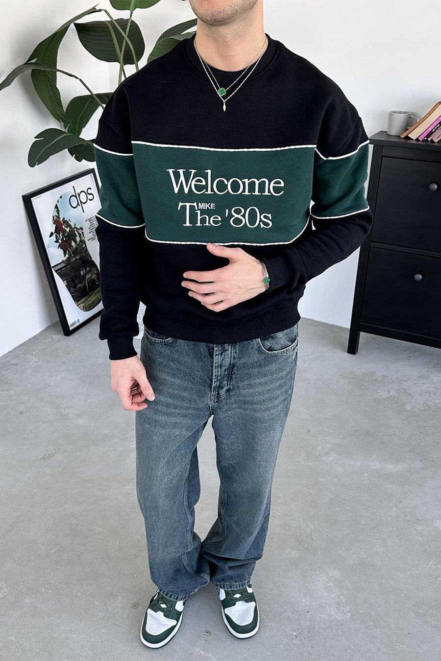 Siyah Welcome Nakışlı Oversize Sweat