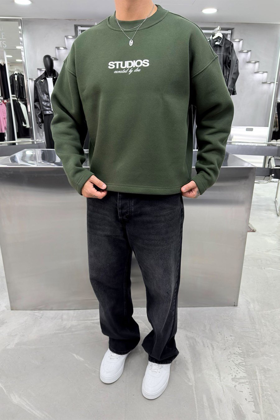 Yeşil Studios Baskılı Boxy Fit Sweatshirt