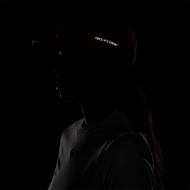 NikeNike Dri-FIT ADV Club Yumuşak Tenis Şapkası