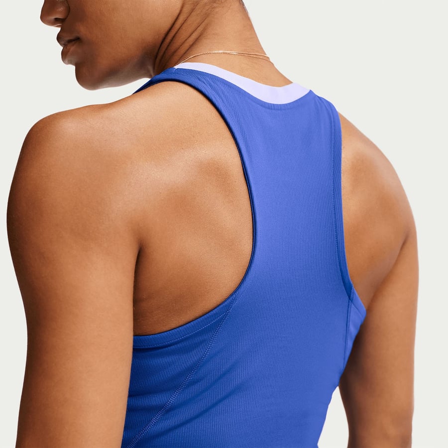 NikeNikeCourt Advantage Dri-FIT Kadın Tenis Atleti