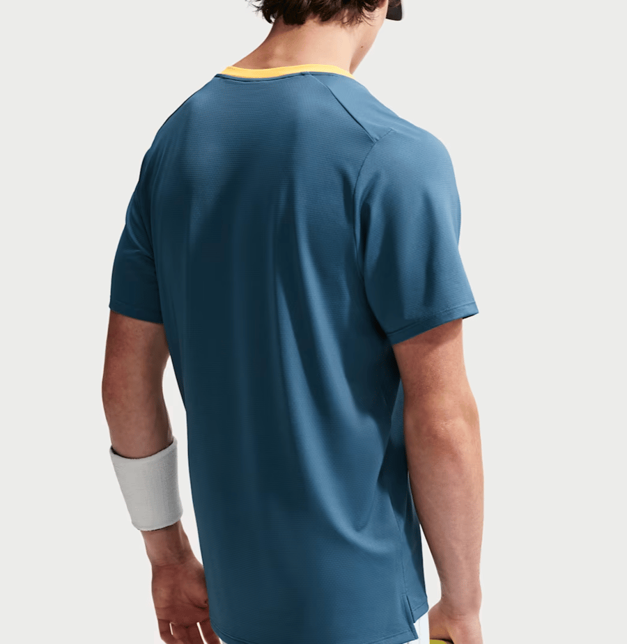 NikeNikeCourt Advantage Dri-FIT Erkek Tenis Tişörtü