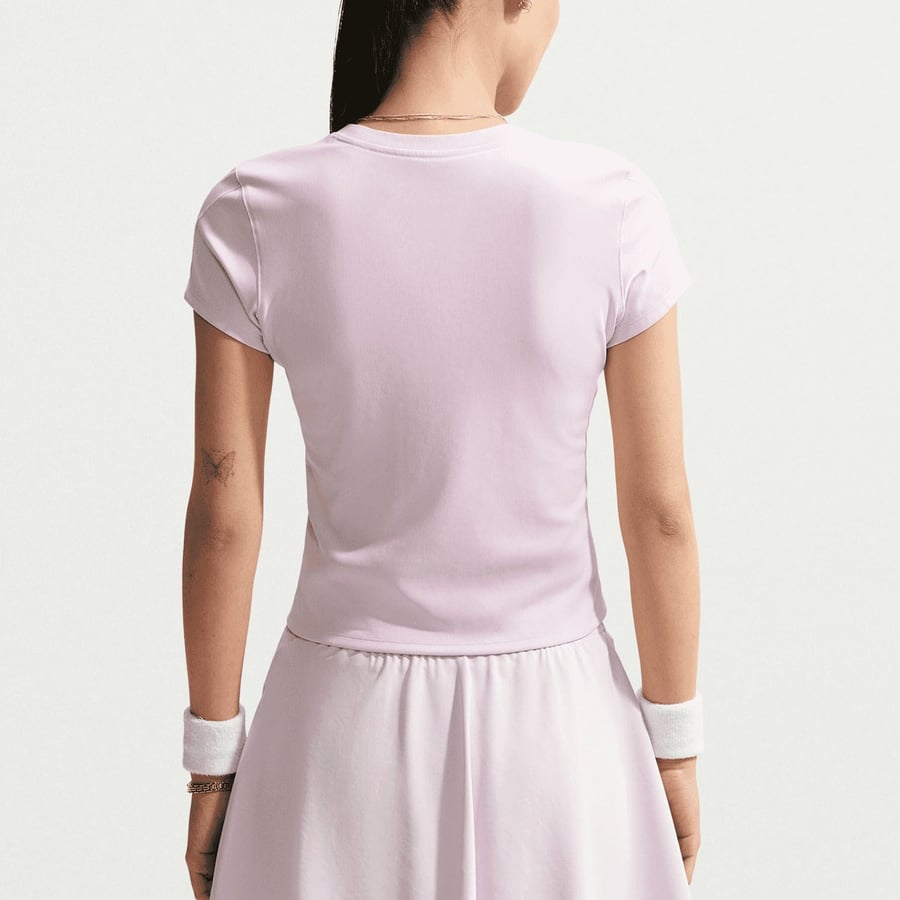 NikeNikeCourt Advantage Dri-FIT Kısa Kollu Kadın Tenis Üstü