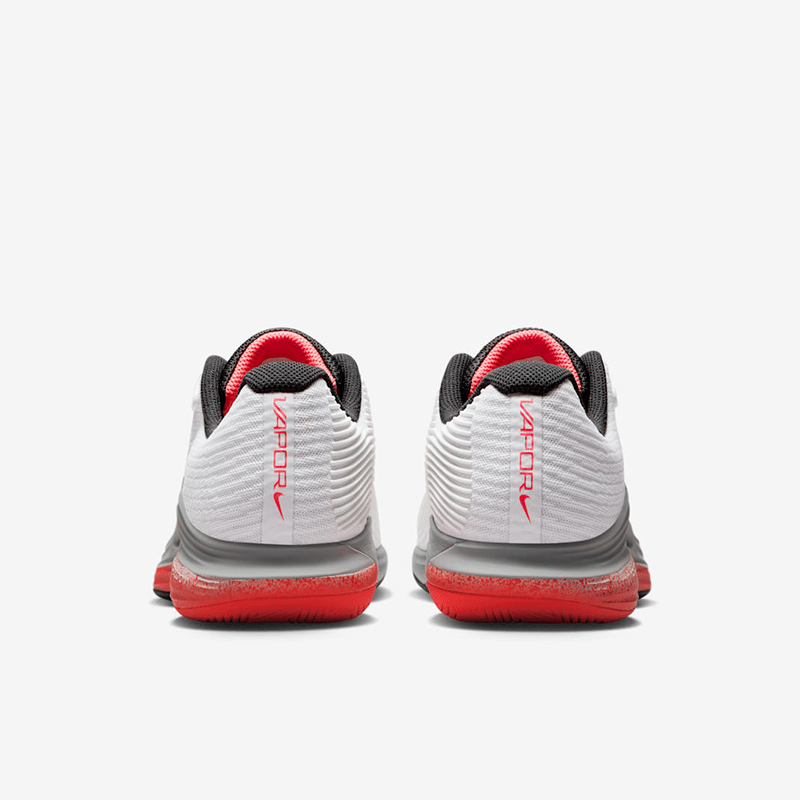 NikeNike Vapor 12 Sert Kort Kadın Tenis Ayakkabısı