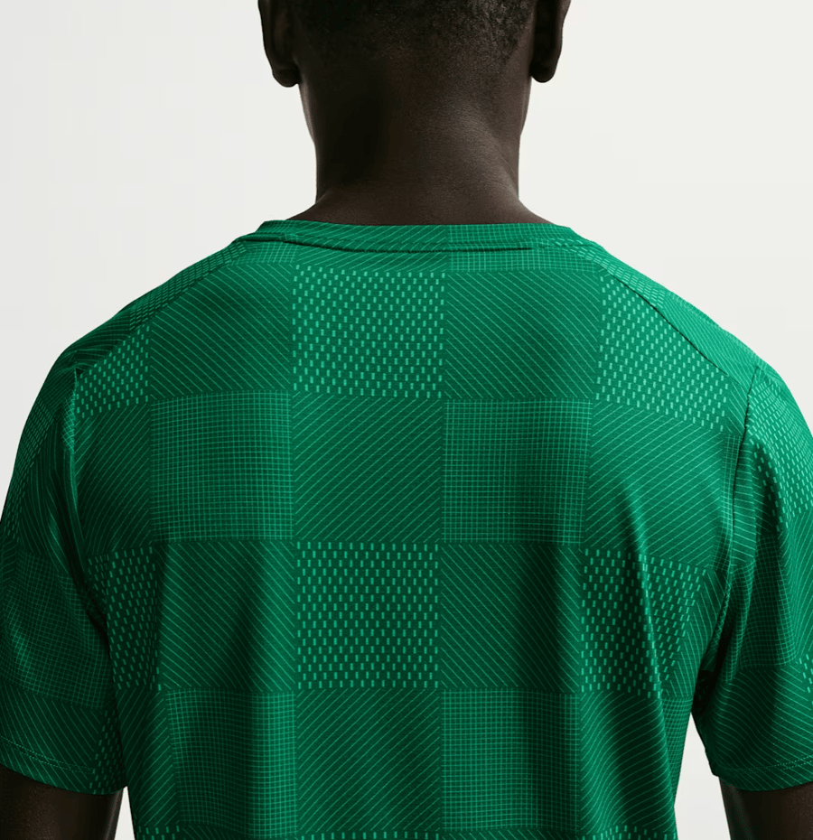 NikeNikeCourt Advantage Dri-FIT Erkek Tenis Tişörtü