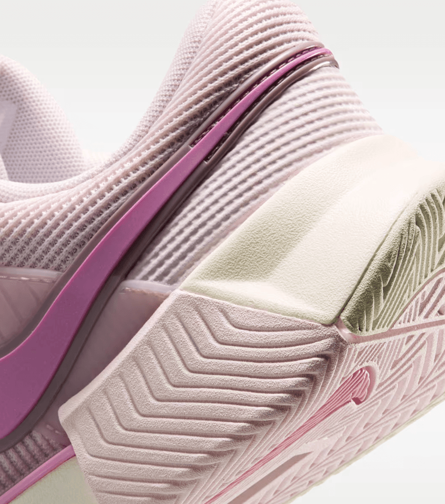 NikeNike GP Challenge 1.5 Premium Kadın Tenis Ayakkabısı