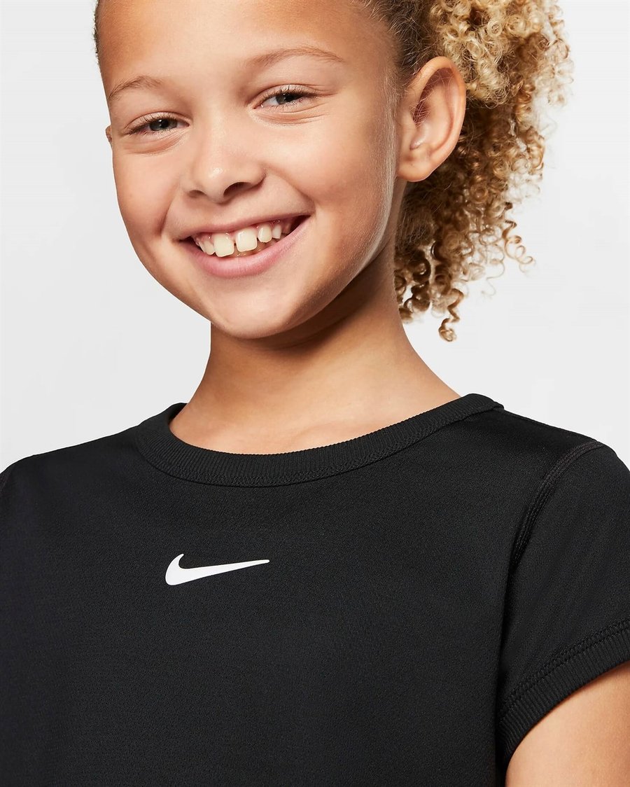 NikeNike Dri-Fit Kız Çocuk Tenis Tişörtü