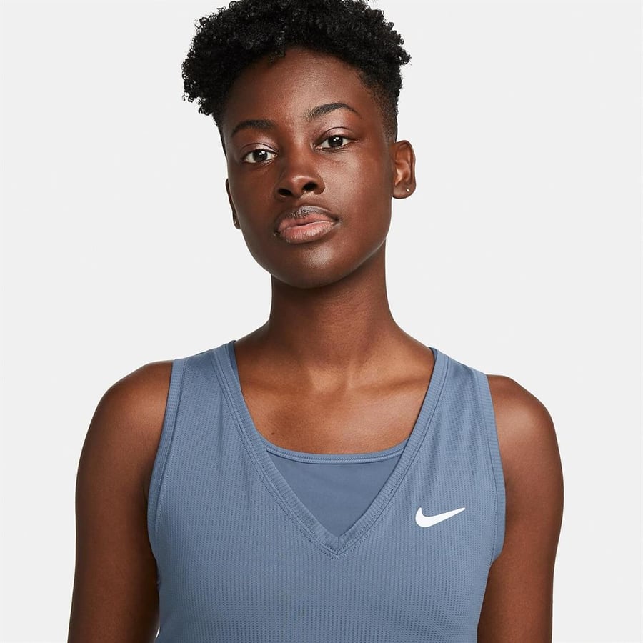 NikeNike Court Victory Kadın Tenis Üstü