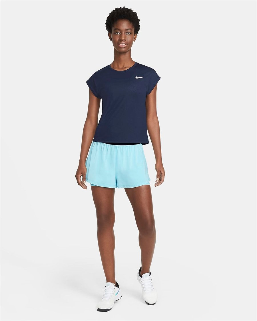 NikeNike Court Advantage Kadın Tenis Şortu