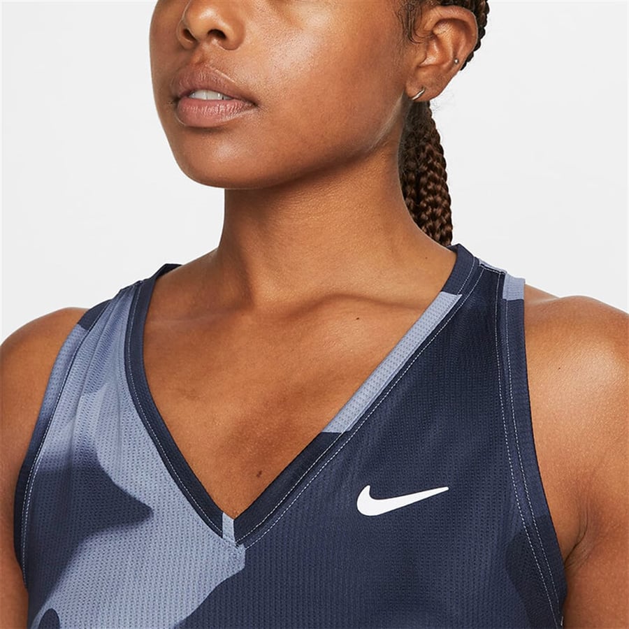 NikeNike Dri-FIT Victory Baskılı Kadın Tenis Atleti