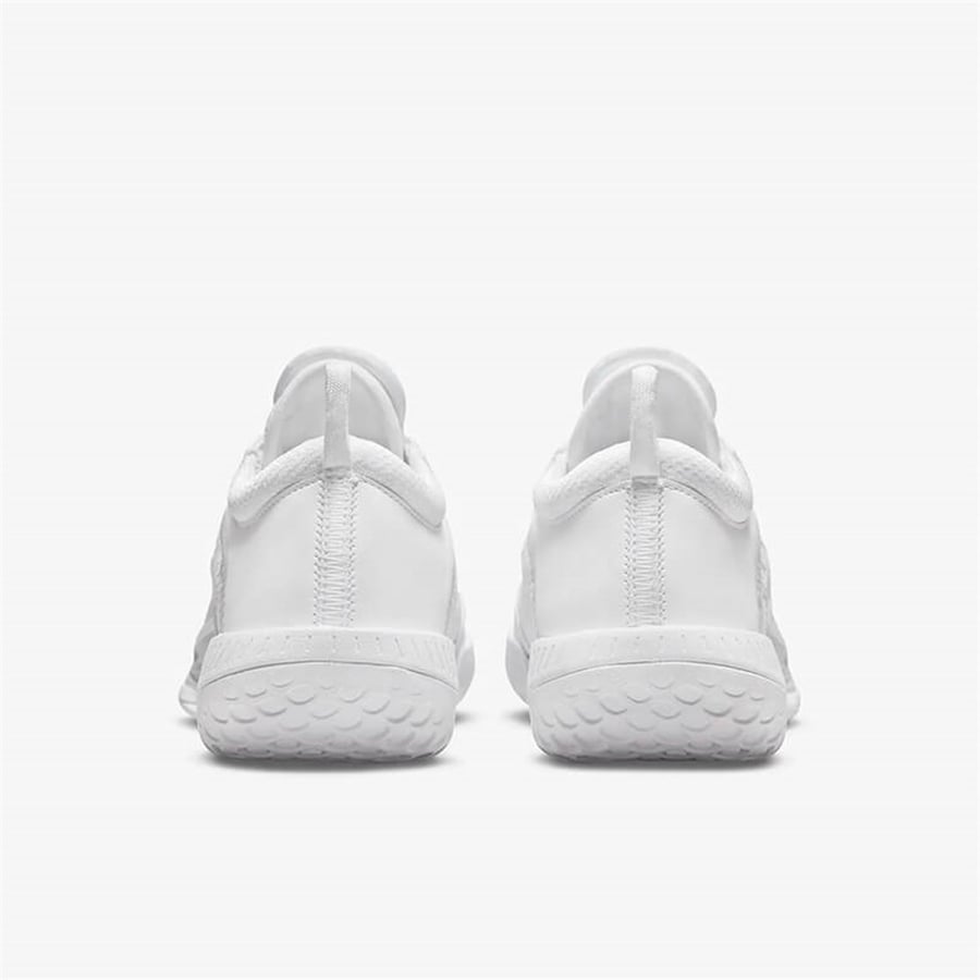 NikeNike Zoom NXT Sert Kort Kadın Tenis Ayakkabısı