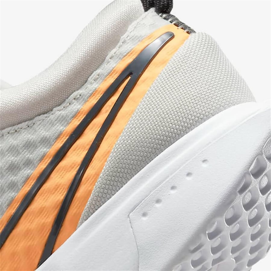 NikeNikeCourt Zoom Pro Sert Kort Erkek Tenis Ayakkabısı