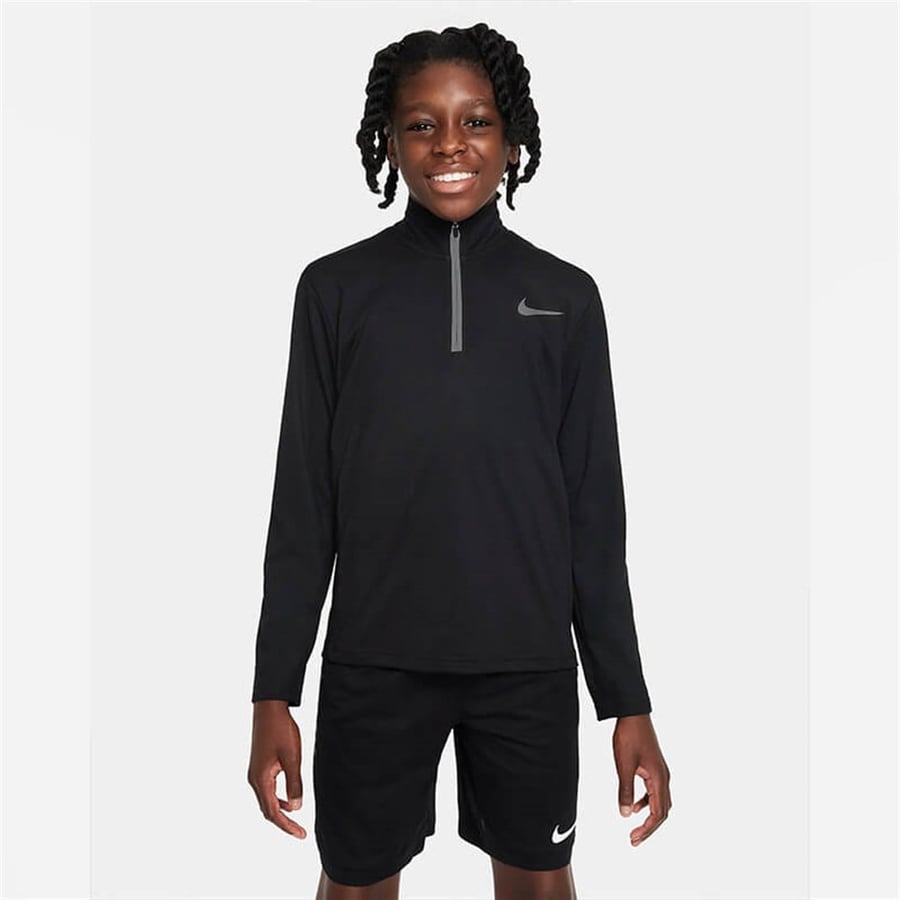 NikeNike Dri-FIT Poly+ Çeyrek Fermuarlı Erkek Çocuk Antrenman Üstü