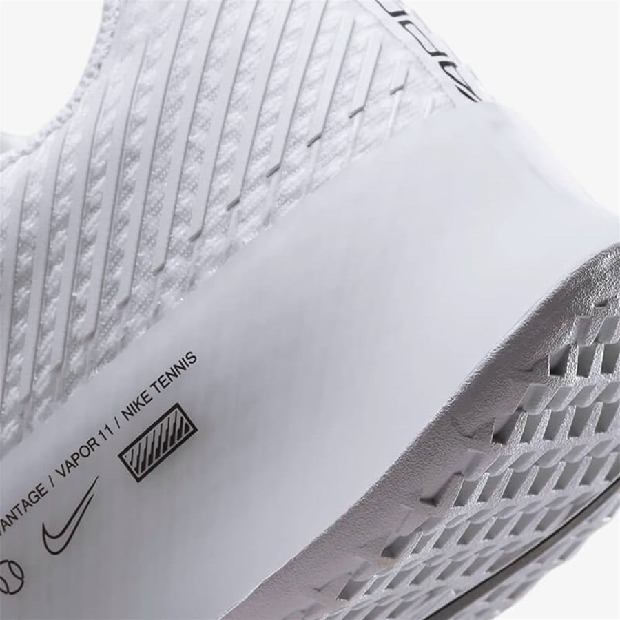 NikeNikeCourt Air Zoom Vapor 11 Sert Kort Kadın Tenis Ayakkabısı