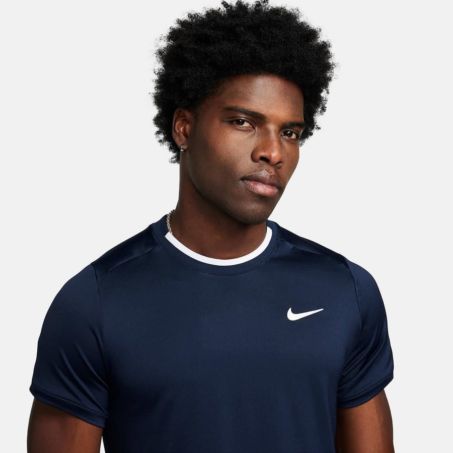 NikeNike Court Dri-FIT Advantage Erkek Tenis Tişörtü