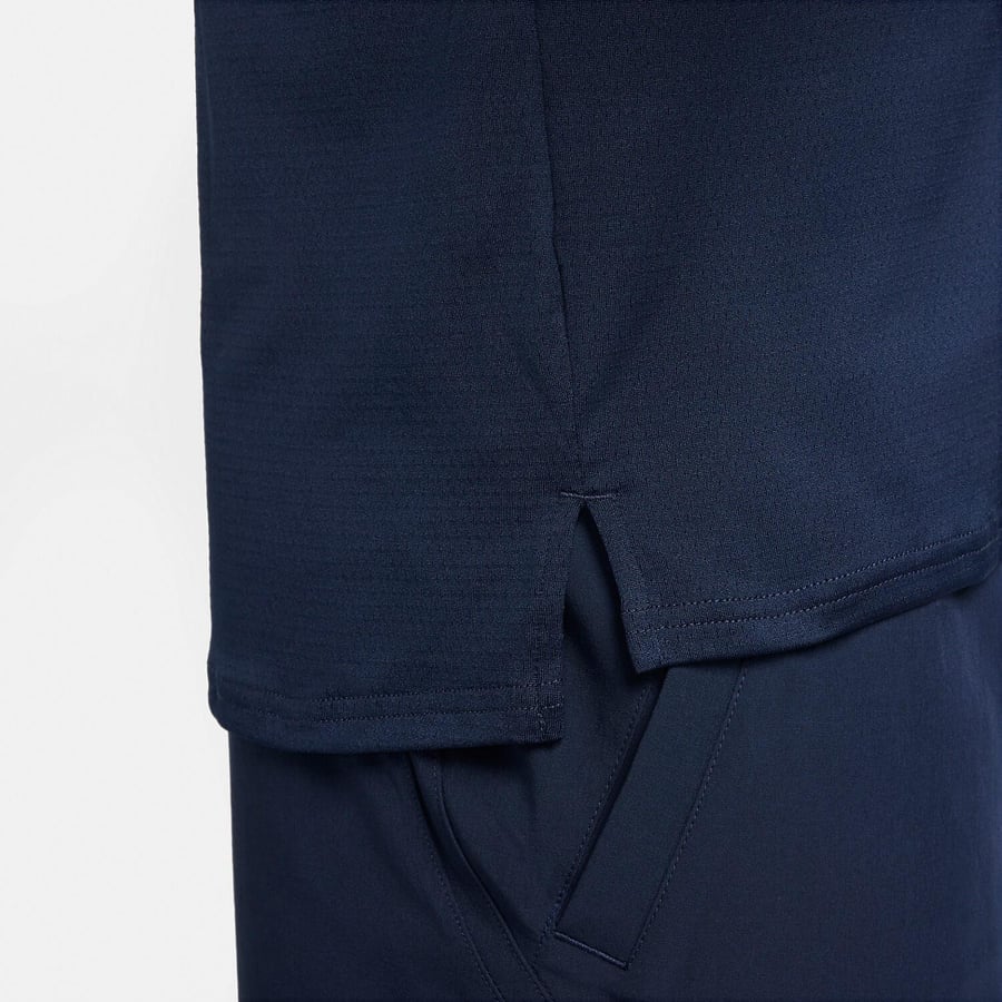 NikeNike Court Dri-FIT Advantage Erkek Tenis Tişörtü