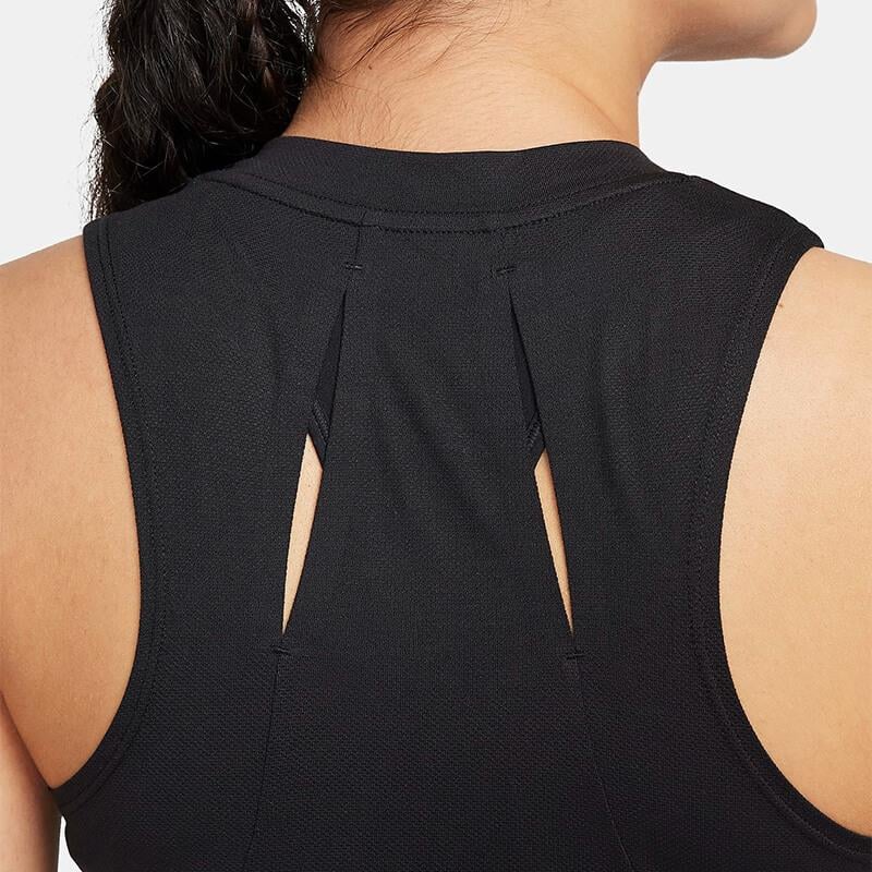 NikeNikeCourt Advantage Dri-FIT Kadın Tenis Üstü