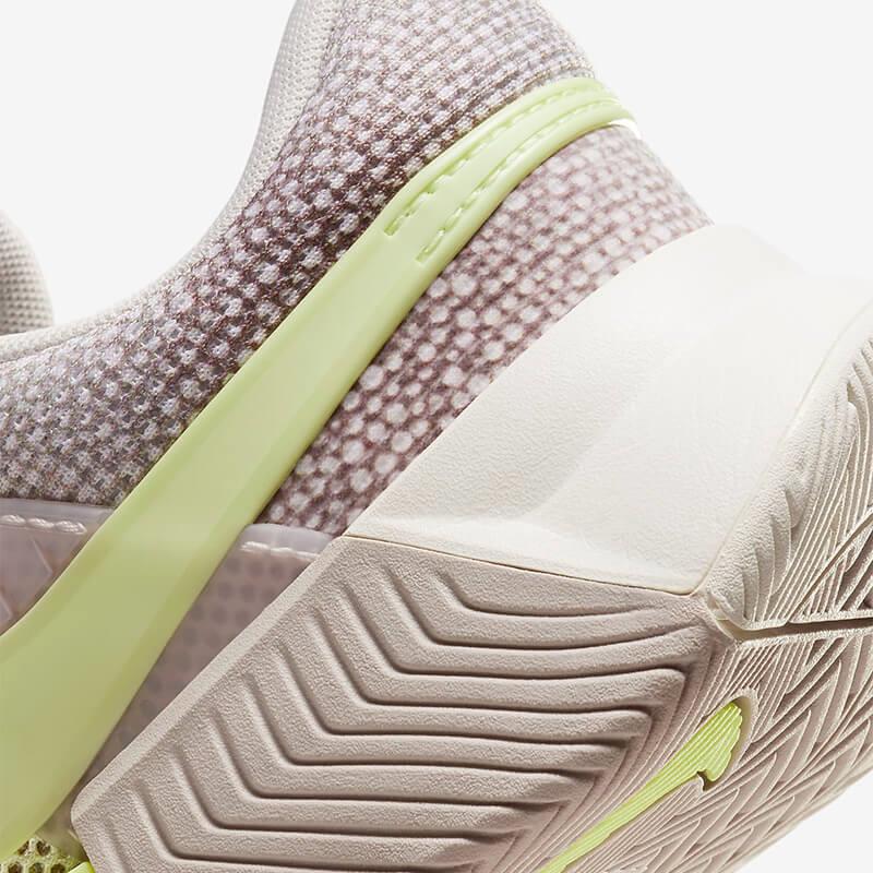 NikeNike Zoom GP Challenge 1 Premium Kadın Tenis Ayakkabısı