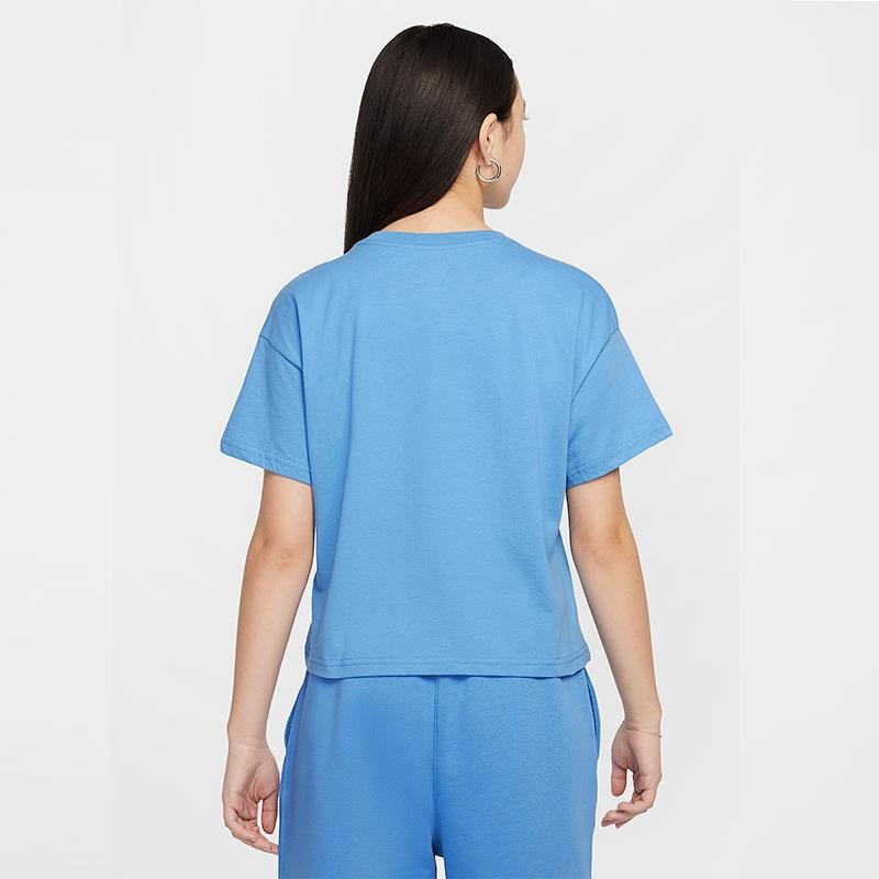 NikeNike Sportswear Essential Kız Çocuk Antreman Tişörtü