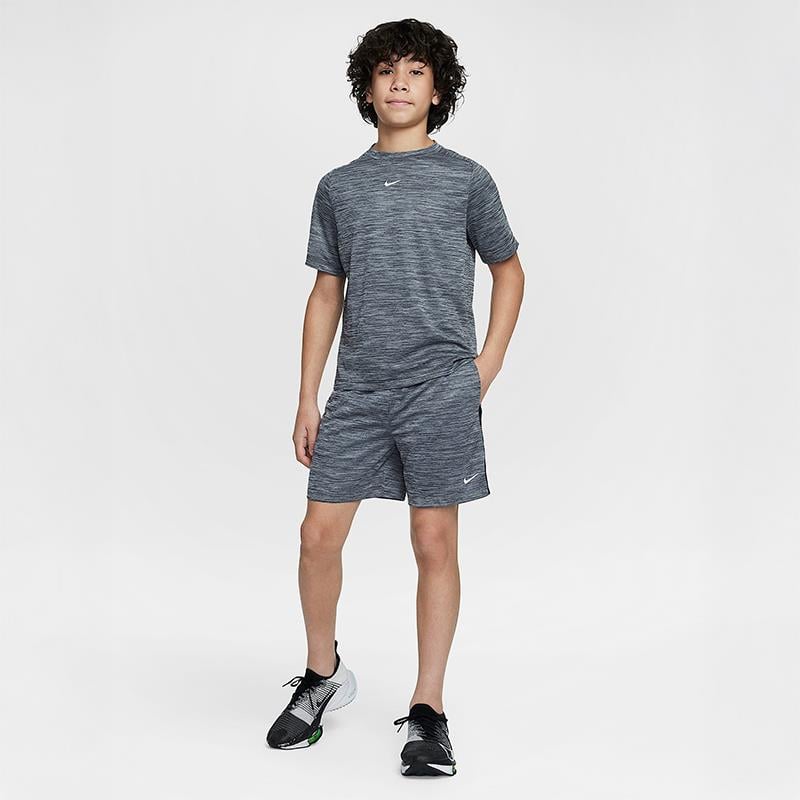NikeNike Multi Dri-FIT Erkek Çocuk Antreman Şortu