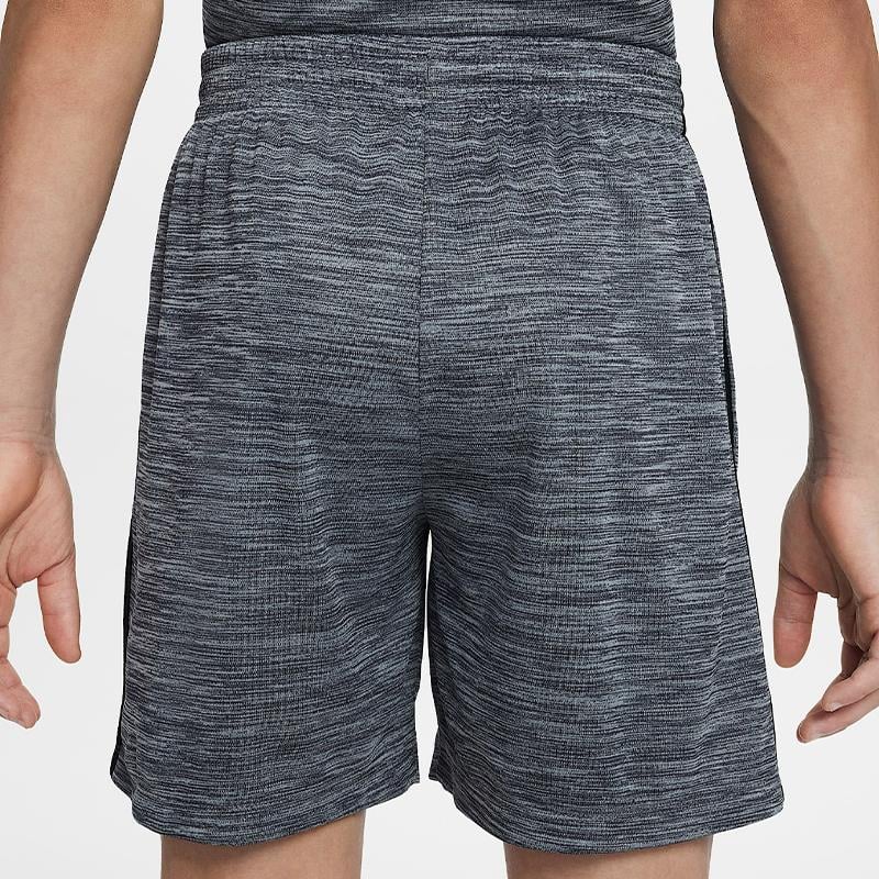 NikeNike Multi Dri-FIT Erkek Çocuk Antreman Şortu