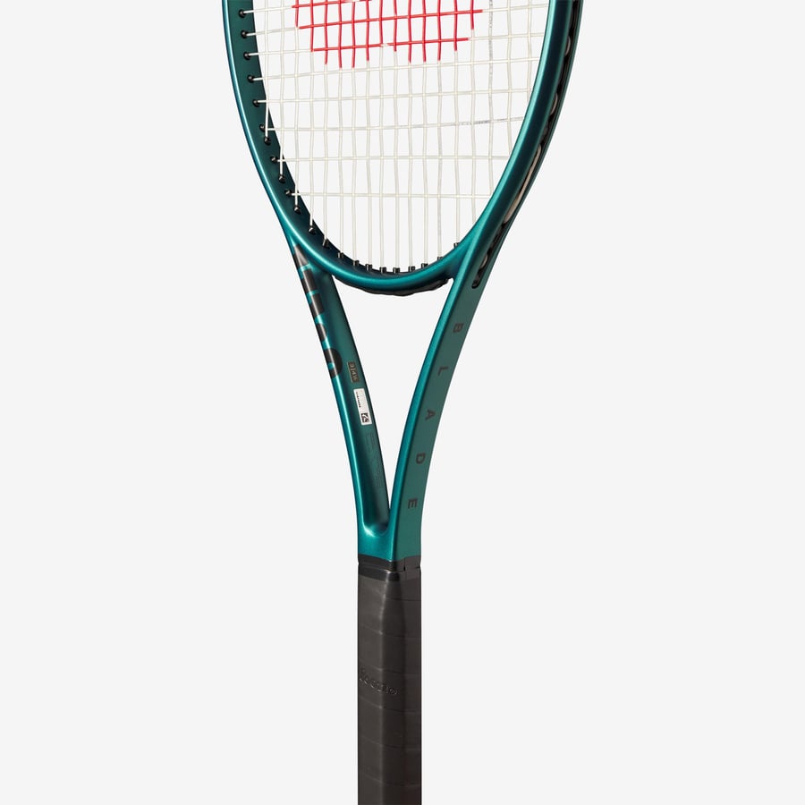 WilsonWilson Blade 98 (18x20) v9 Tenis Raketi 