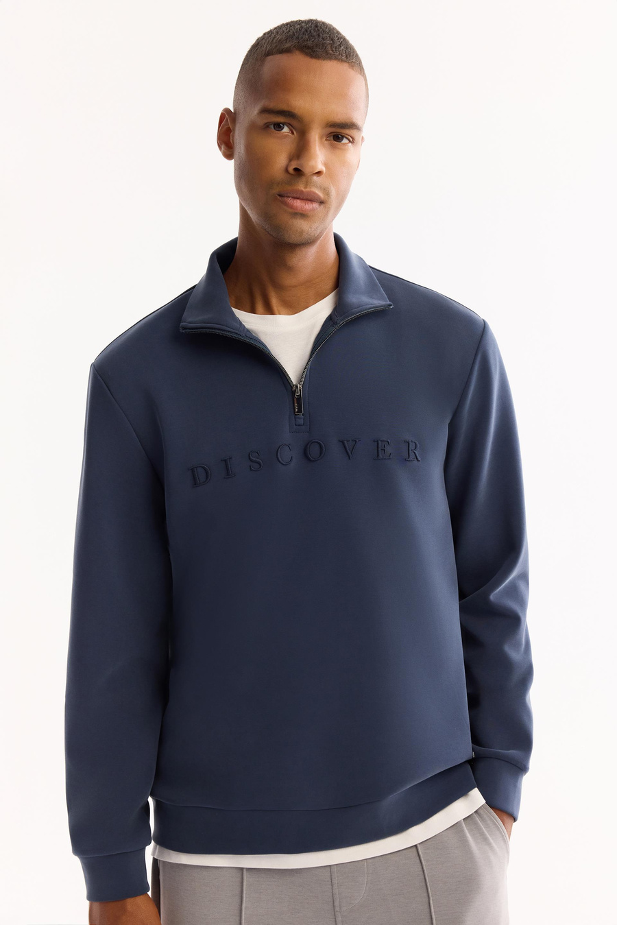 Açık Lacivert Dik Yaka İçi Şardonlu Fermuarlı Soft Touch Baskılı Sweatshirt