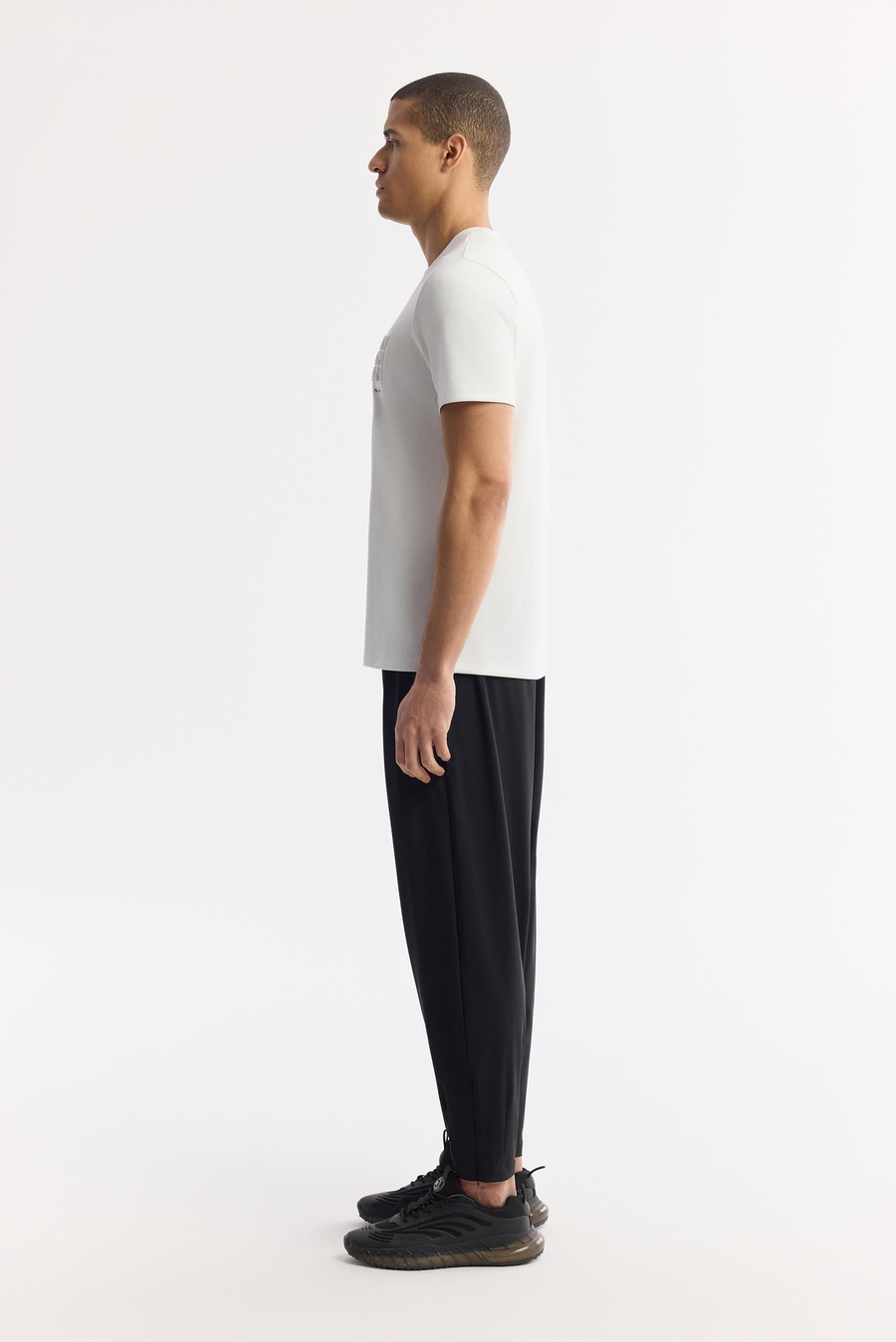 Beyaz Bisiklet Yaka Baskılı Bi-Stretch İnterlok T-Shirt