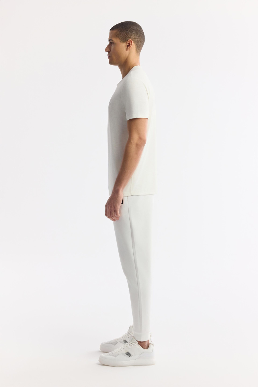 Ekru Bisiklet Yaka Baskılı Soft Touch T-Shirt