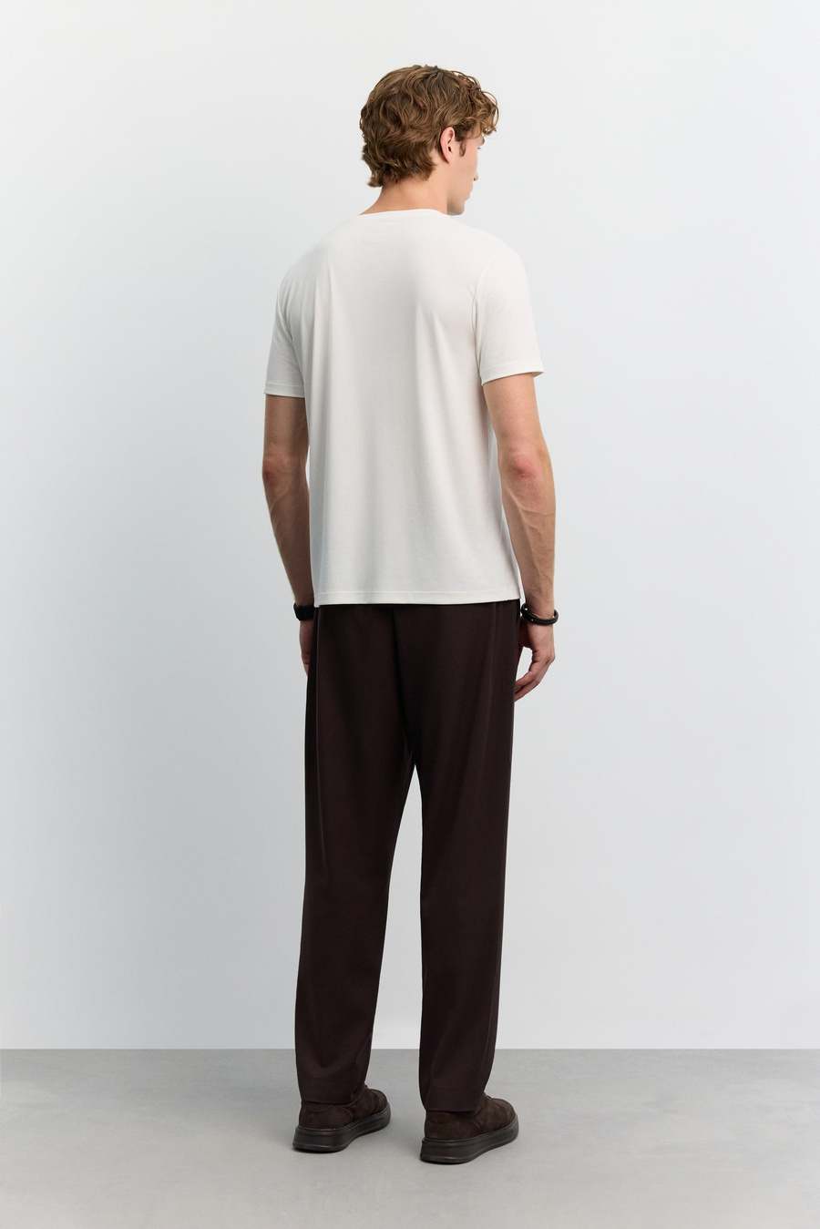 Ekru Bisiklet Yaka Baskılı Soft Touch T-Shirt