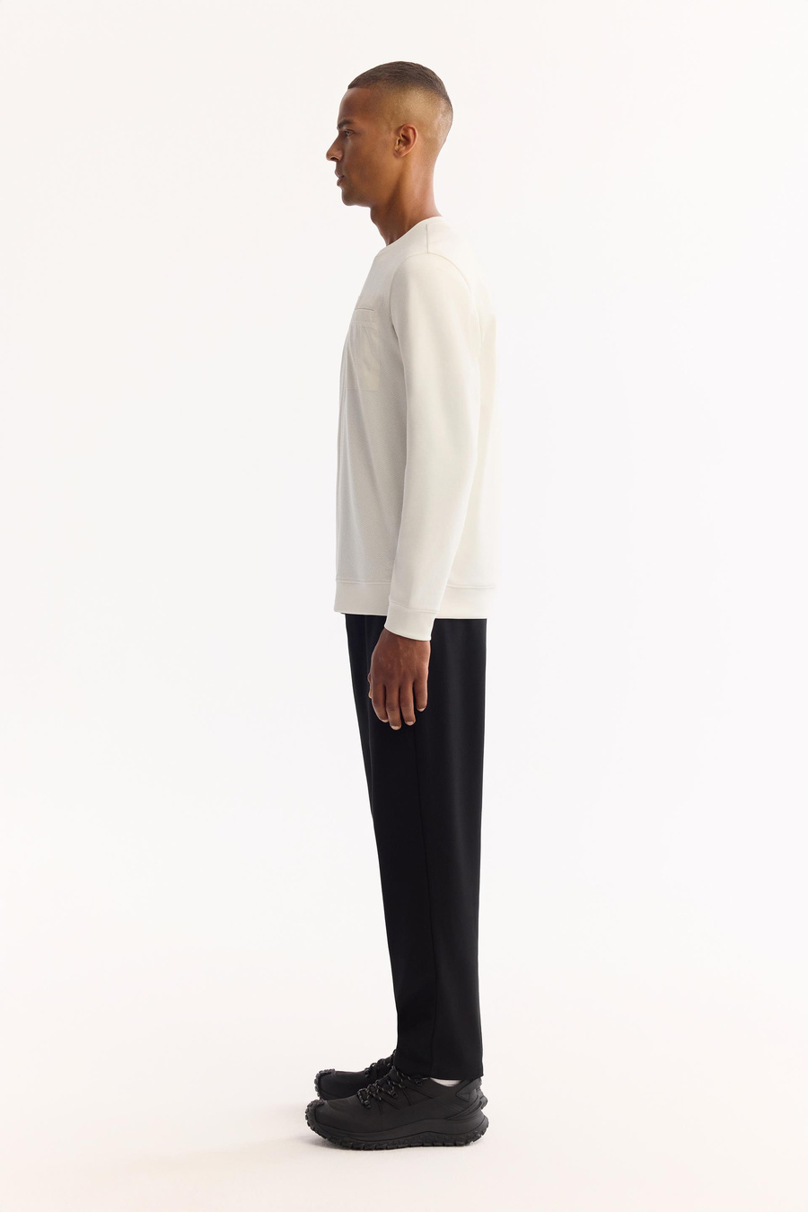 Ekru Bisiklet Yaka Kolay Ütülenen Bi-Stretch Sweatshirt