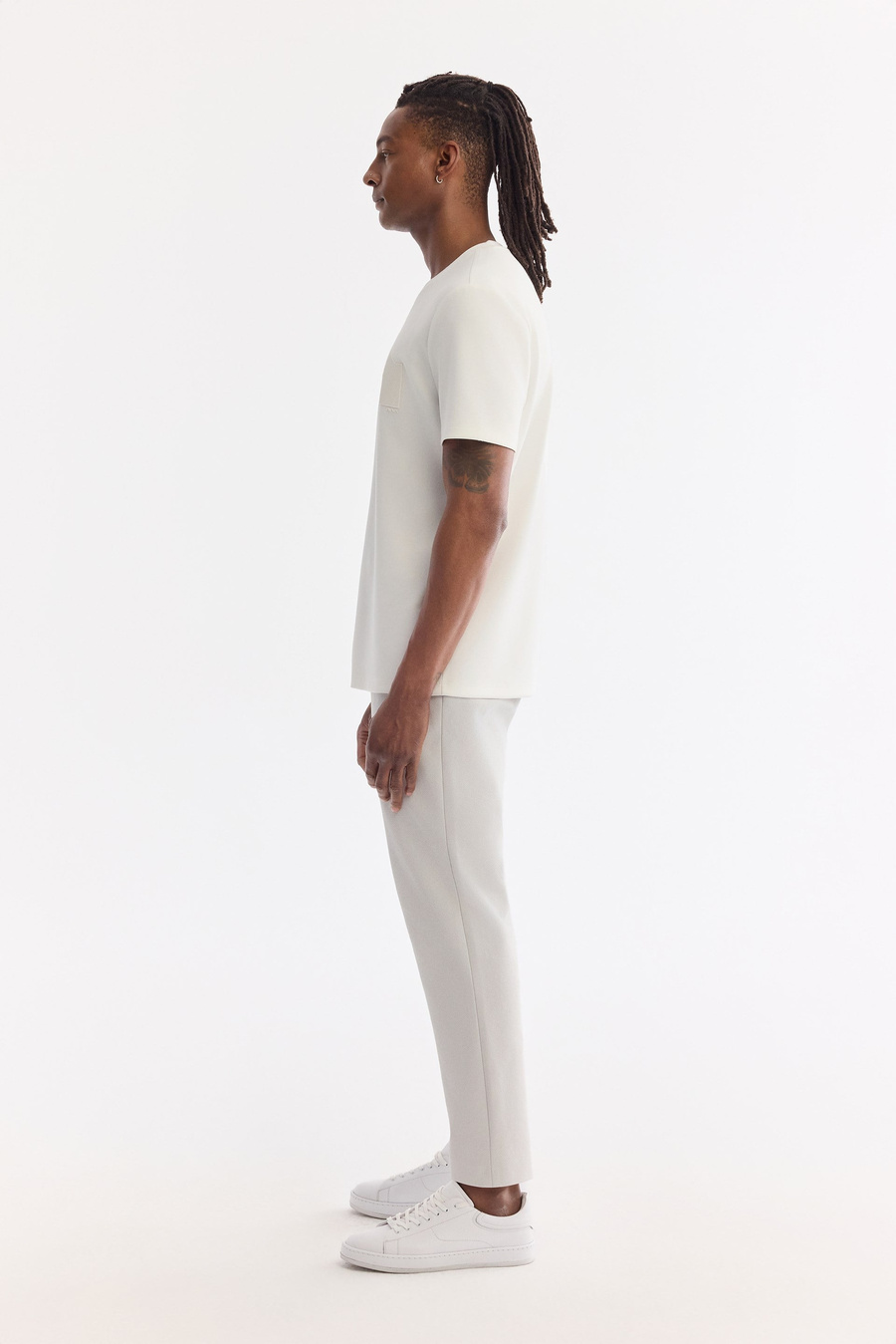 Ekru Bisiklet Yaka Enjeksiyon Baskılı Bi-Stretch İnterlok T-Shirt