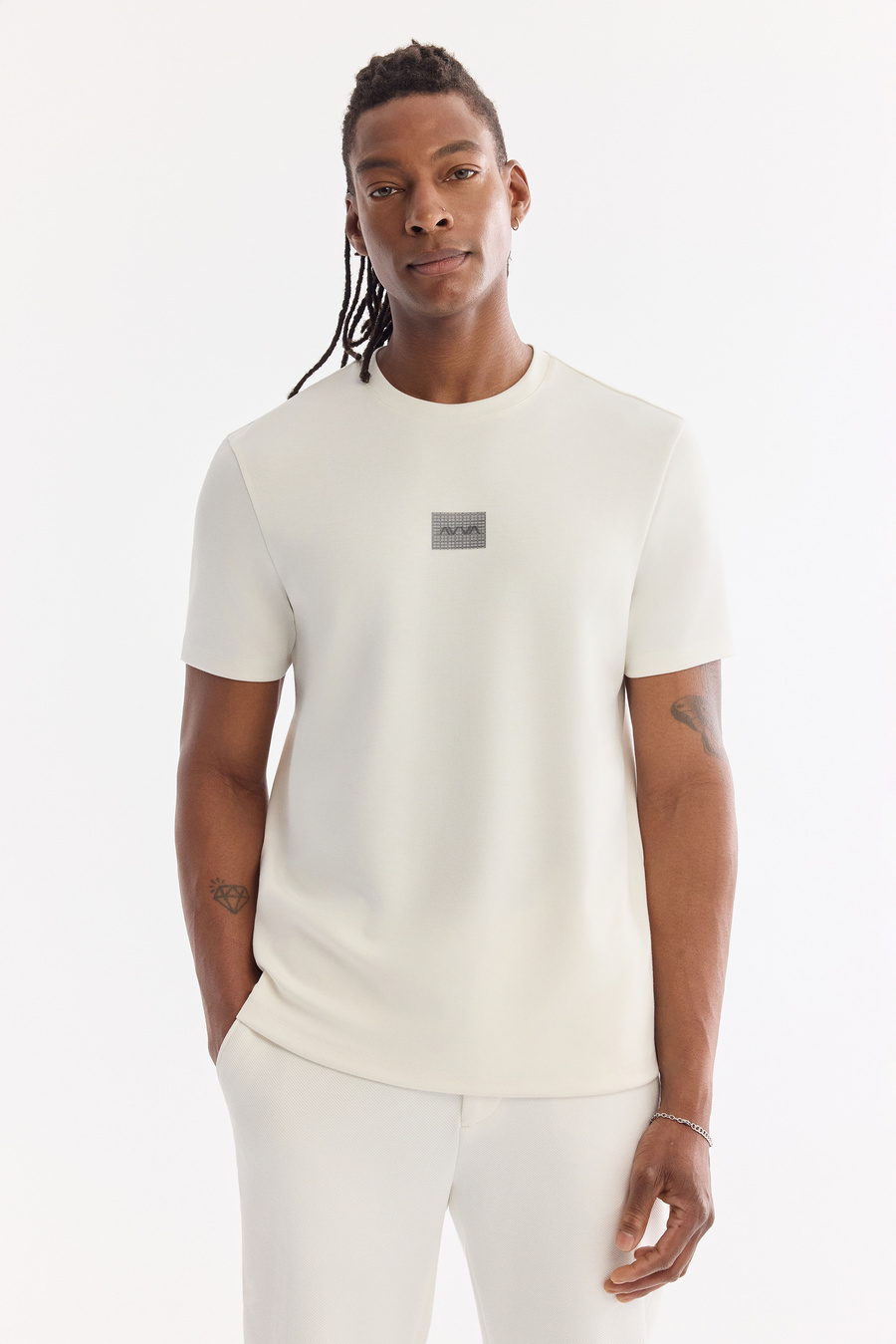 Ekru Bisiklet Yaka Viskon Karışımlı Baskılı Bi-Stretch İnterlok T-Shirt