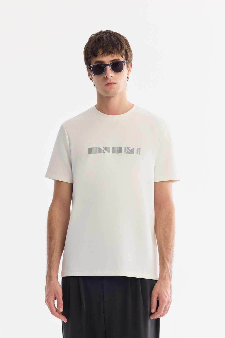 Ekru Bisiklet Yaka Baskılı İnterlok T-Shirt