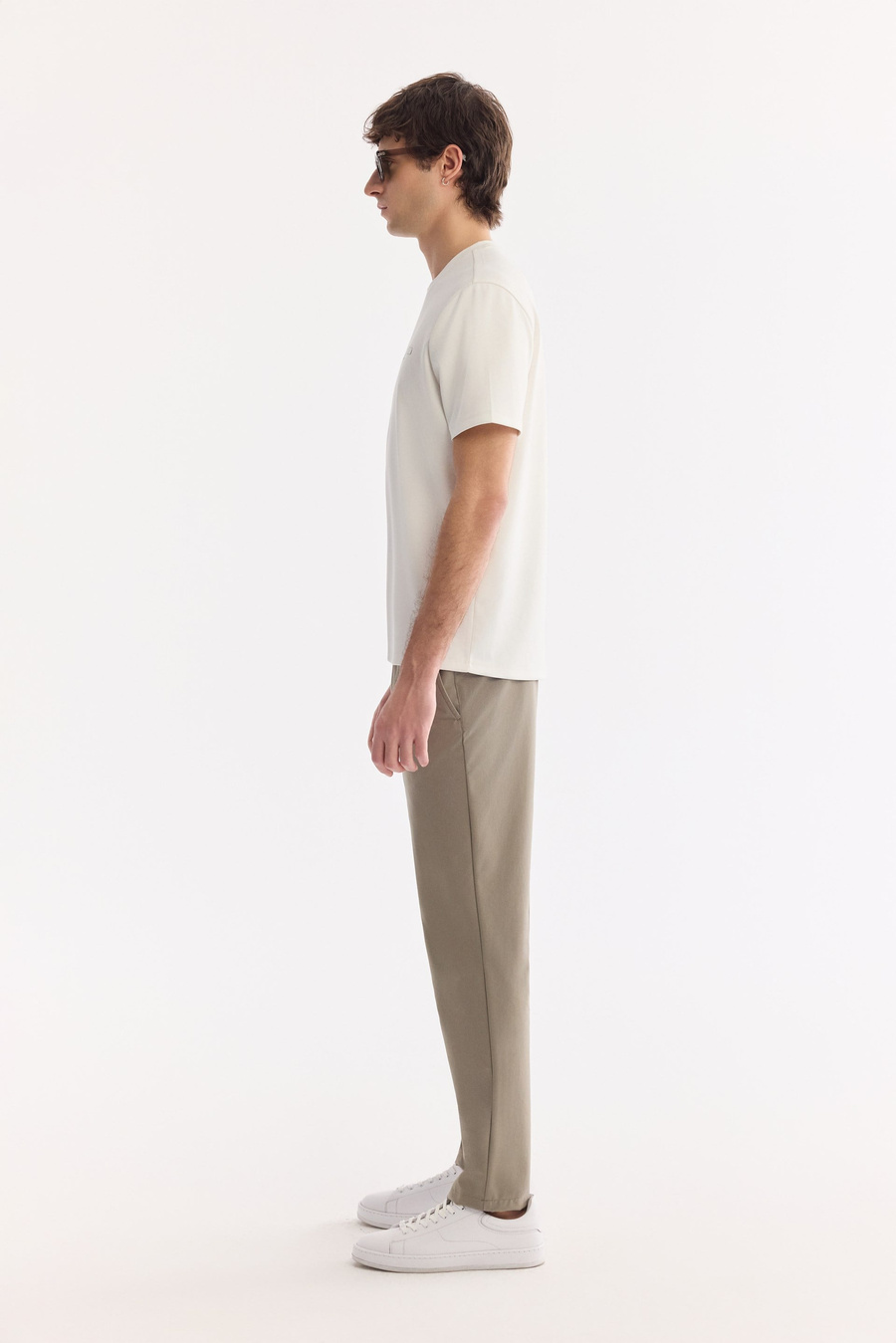 Ekru Bisiklet Yaka Bi-Stretch T-Shirt 