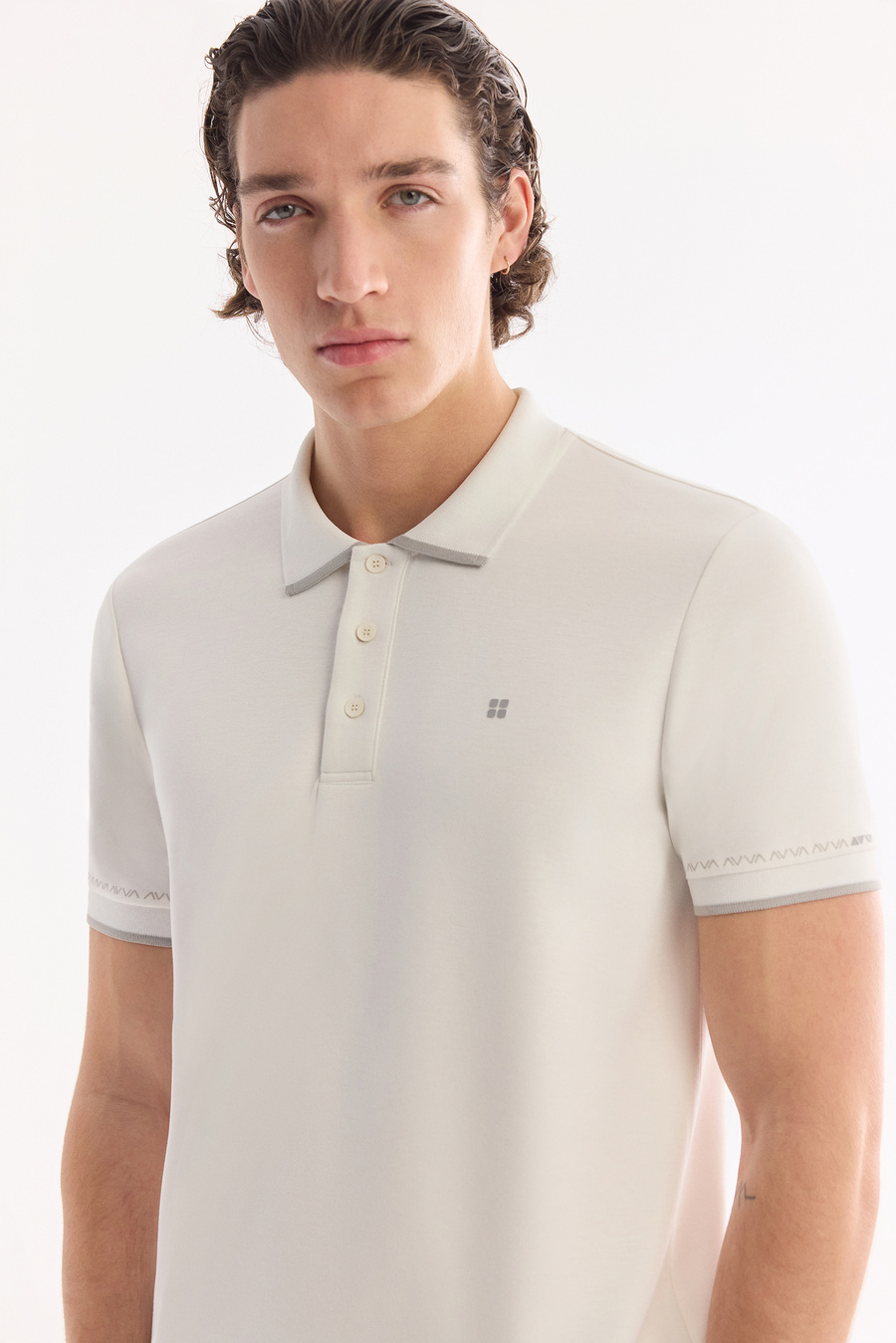 Ekru Düğmeli  Polo Yaka Flexi Bask İnterlok T-Shirt