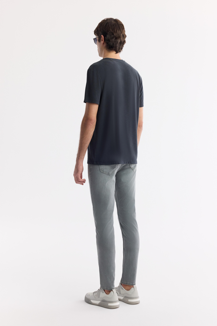 Gri Klasik Bel Pamuklu Eskitme Yıkamalı Jean Pantolon