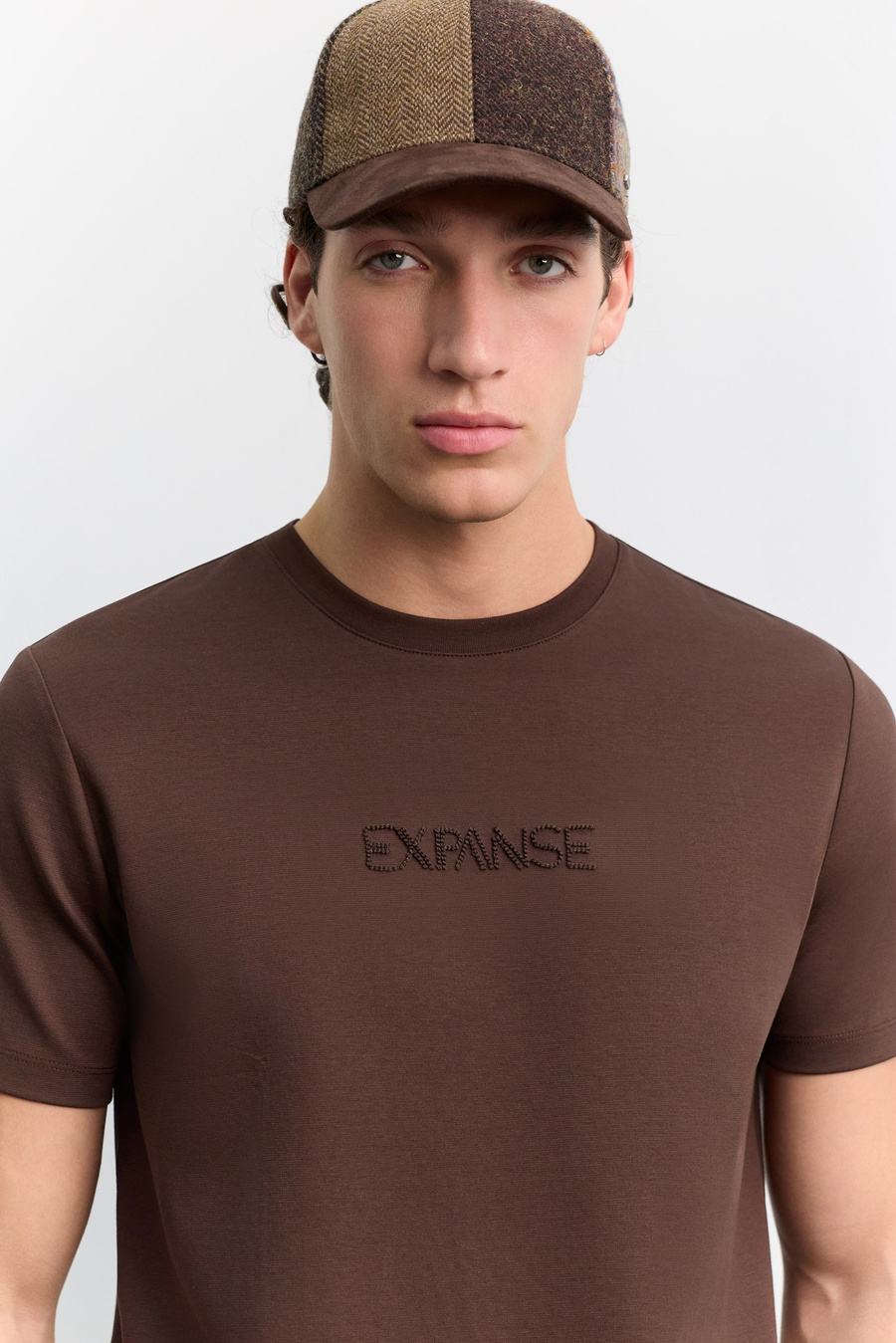 Kahve Bisiklet Yaka Pamuklu Kolay Ütülenen T-Shirt