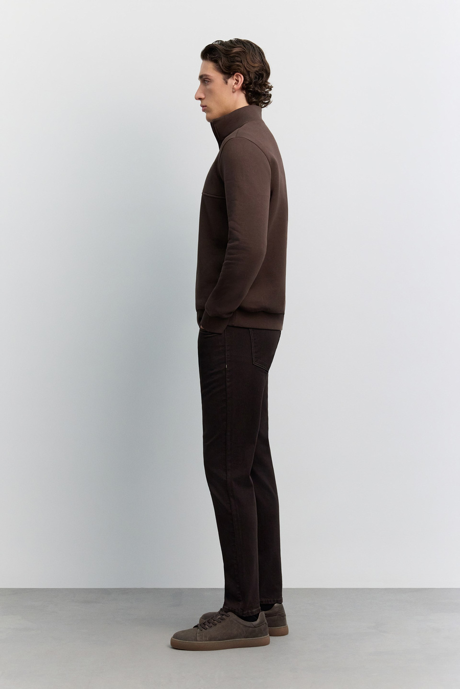 Kahve Dik Yaka Fermuarlı 3 İplik Şardonlu Sweatshirt