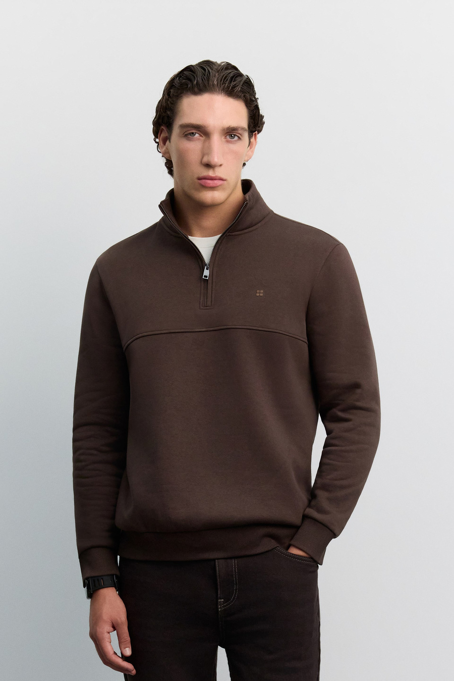 Kahve Dik Yaka Fermuarlı 3 İplik Şardonlu Sweatshirt